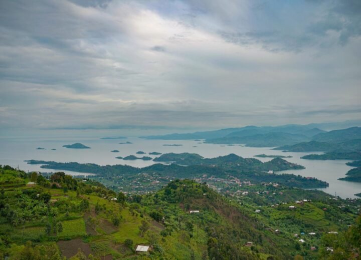 5 Days Nyungwe Chimpanzee and Lake Kivu Safari